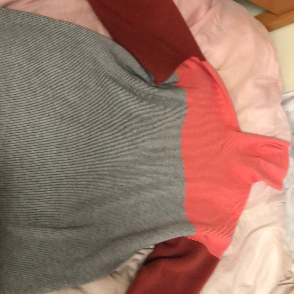 Color block turtleneck sweater